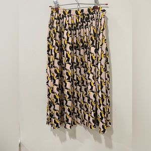 Avec Les Filles size 0 animal print knee length pleated skirt